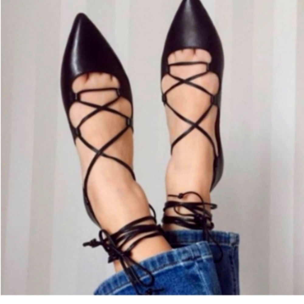 Sz 11 Banana Republic lace up ballerina flats